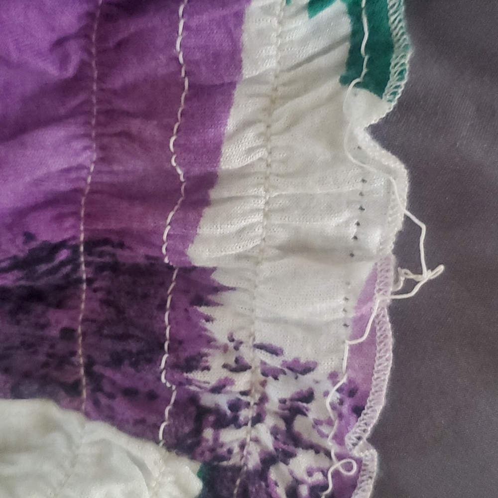 Ladies top size medium - Picture 7 of 7